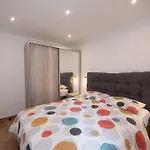 Andre Apartment *